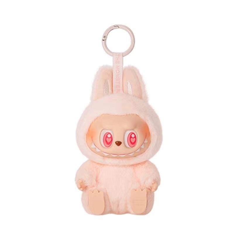 La Labubu Peluche en vinyle Dada – Have a Seat Série est une édition limitée exclusive, idéale pour les passionnés de figurines en vinyle artistiques, de design toy